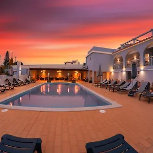 https://villa-welwitshia-mirabilis.hotelaalgarve.com